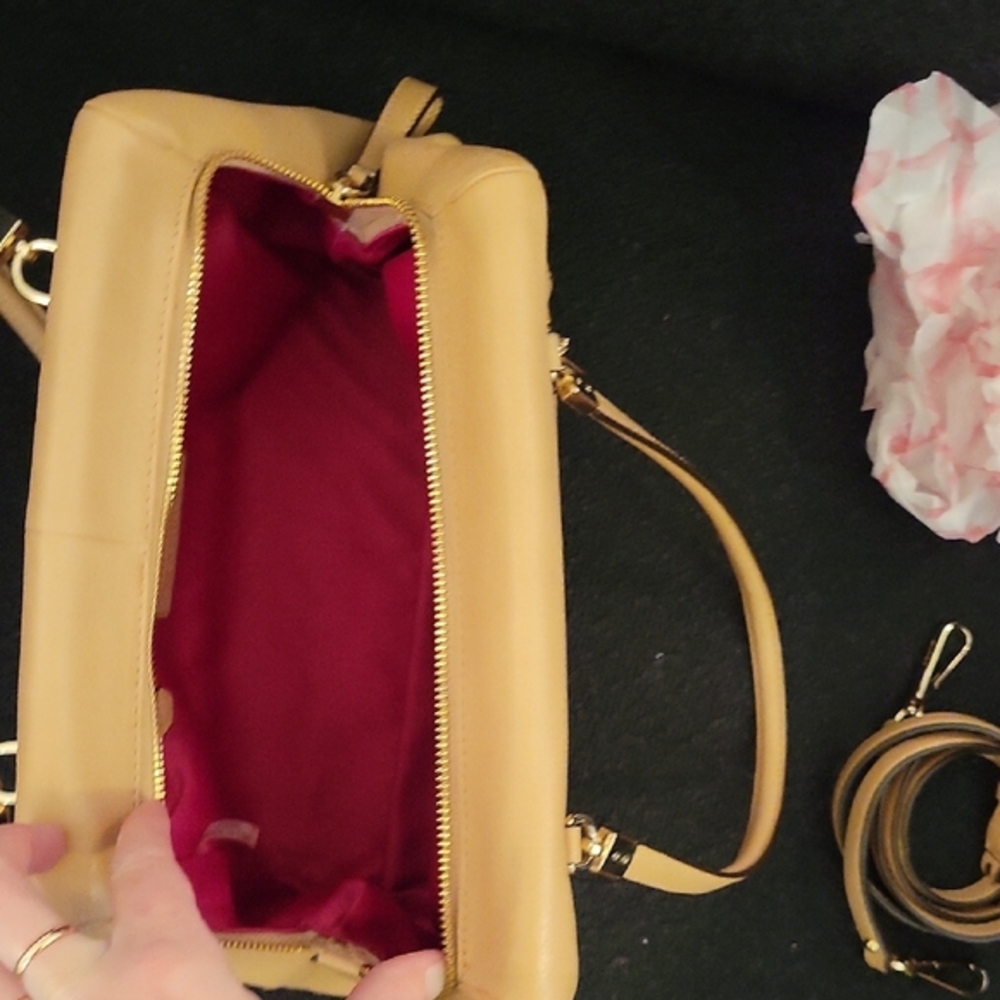 Tan Leather Coach Handbag Or Crossbody - Picture 5 of 7